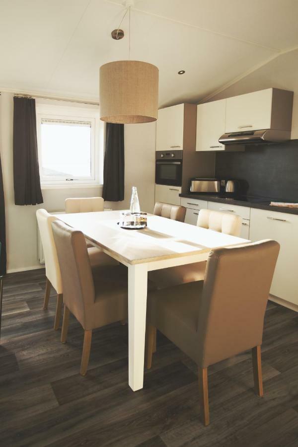 Lodgepark Goitzsche Gmbh Bitterfeld-Wolfen Exteriör bild